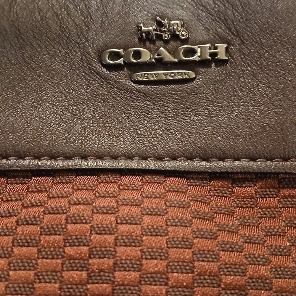 👜 Coach Legacy Lexy Leather Hobo Bag – Brown Woven Fabric & Leather - Picture 2 of 10